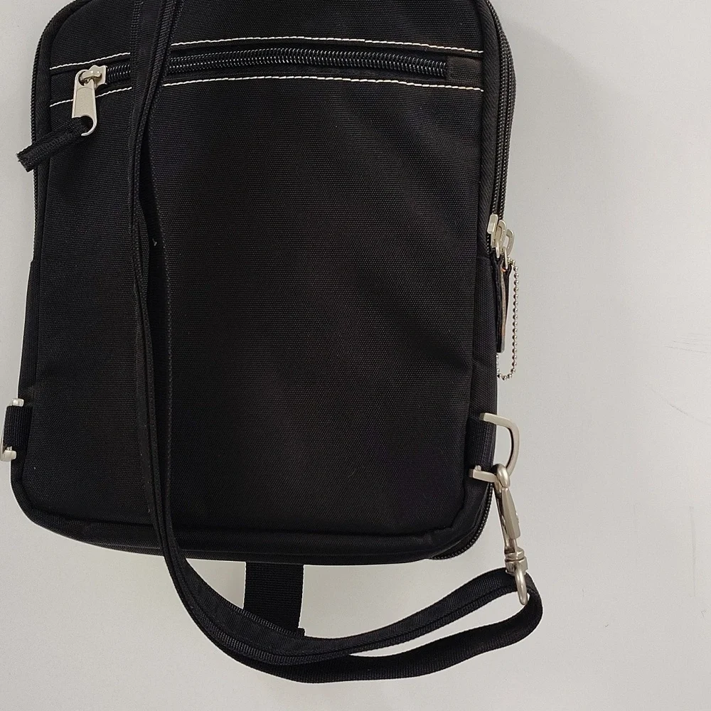 JEEP black multi section crossbody backpack bag multi use adjustable strap